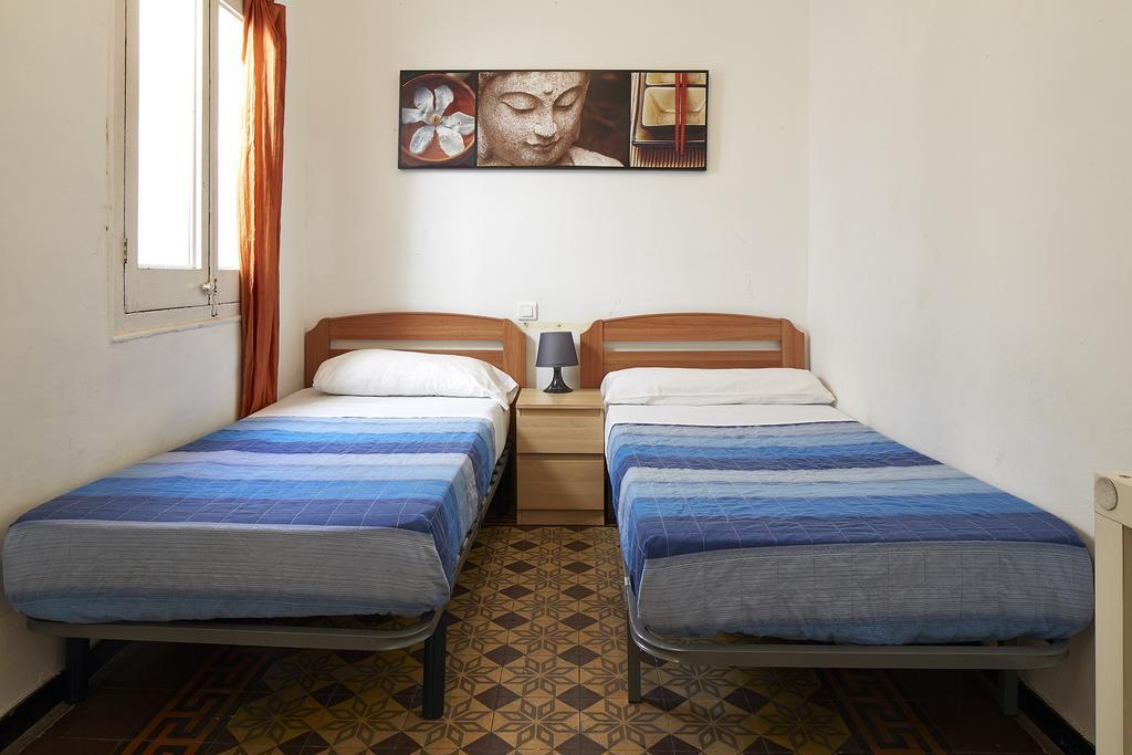 Blue Hostel Barcelona Exterior photo