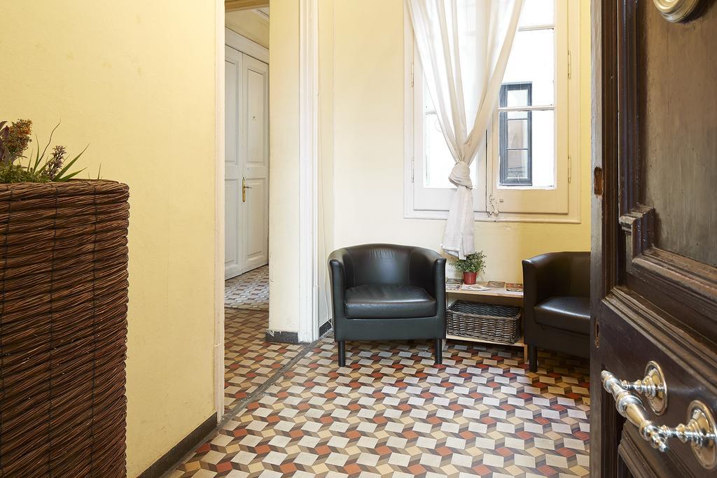 Blue Hostel Barcelona Exterior photo